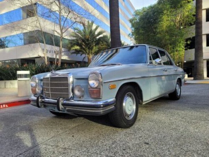 Thumbnail Photo undefined for 1971 Mercedes-Benz 250